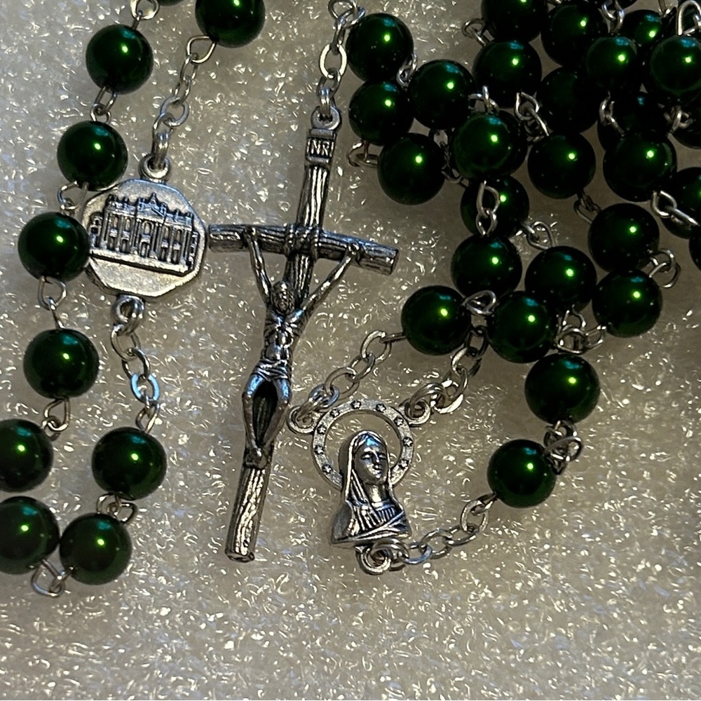 Dark Green Rosary Four Basilicas Italy New